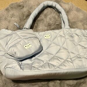 Light Gray Quilted Women's Bag Set